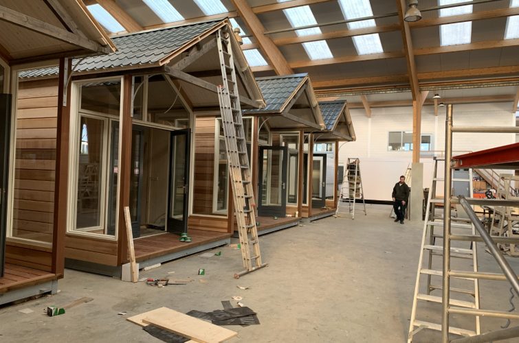 Production of wooden tiny houses